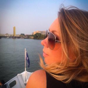 Meet your Posher, Crystal